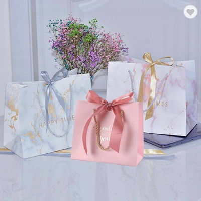 良い価格 CMYK 小型 結婚式 リボン ハンドル ギフト バッグ ありがとう 紙袋 300gm オンライン